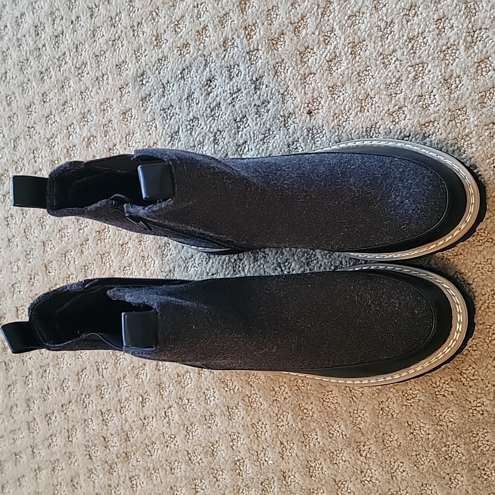 Women's Cambria Chelsea Boots - Universal Thread  Black 6.5